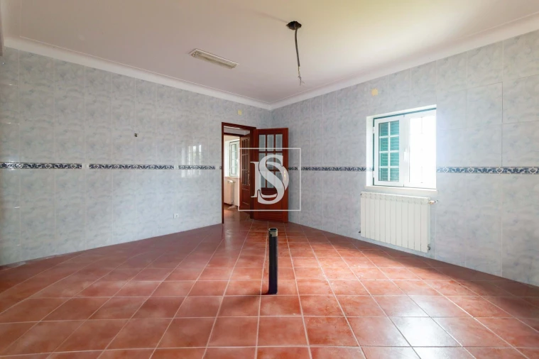 Moradia T4 para Venda em Almalagues Foto 18