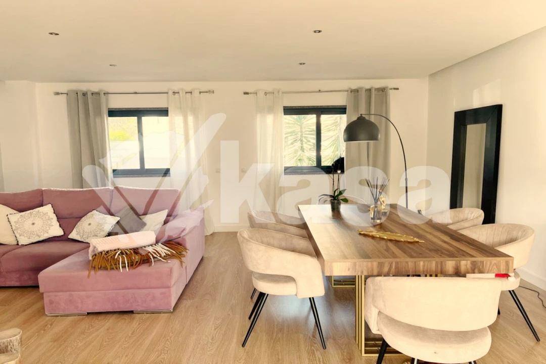 Moradia T4 para Venda em Santo Antonio da Charneca Foto 4