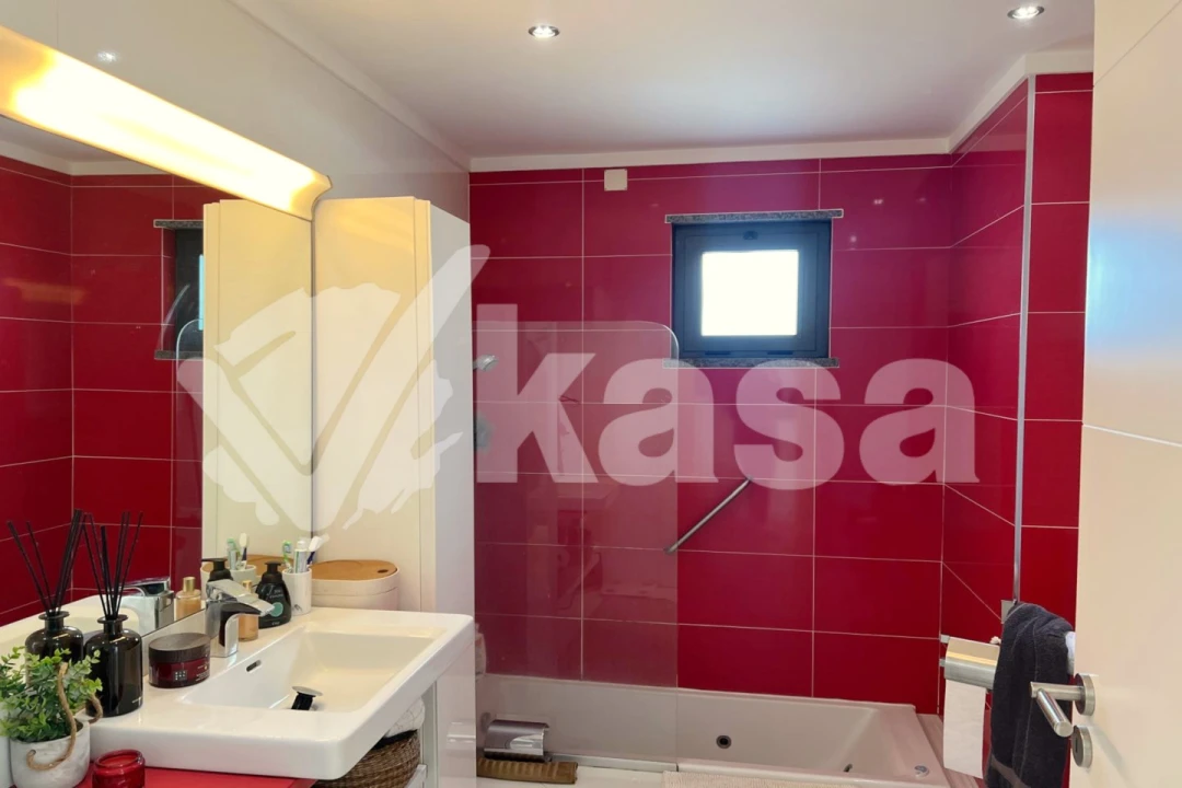 Moradia T4 para Venda em Santo Antonio da Charneca Foto 7