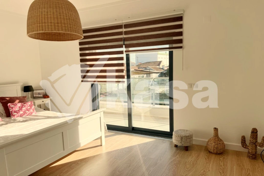 Moradia T4 para Venda em Santo Antonio da Charneca Foto 16