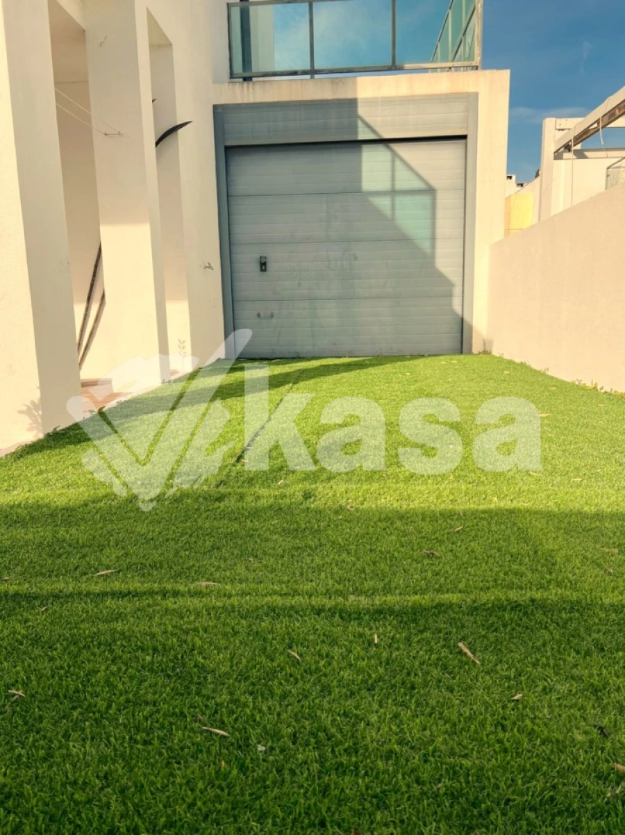 Moradia T4 para Venda em Santo Antonio da Charneca Foto 23