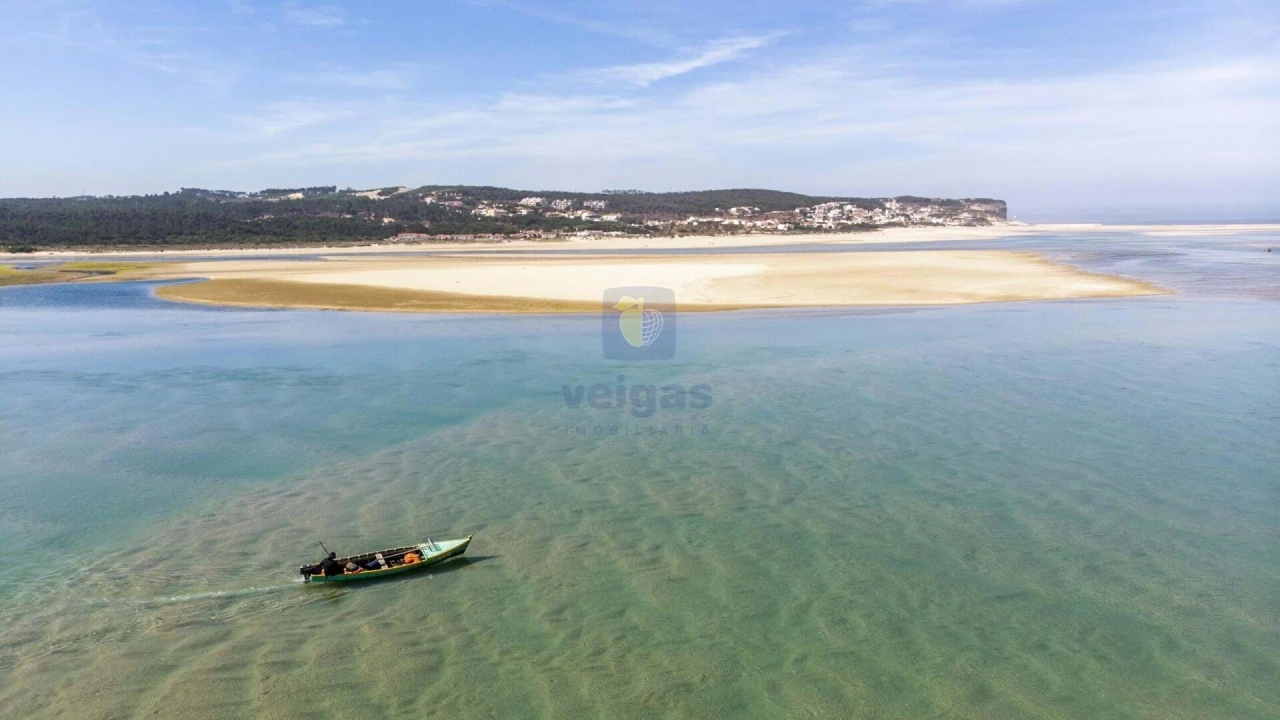 Moradia T3 para Venda em Santa Maria, São Pedro e Sobral da Lagoa Foto 14