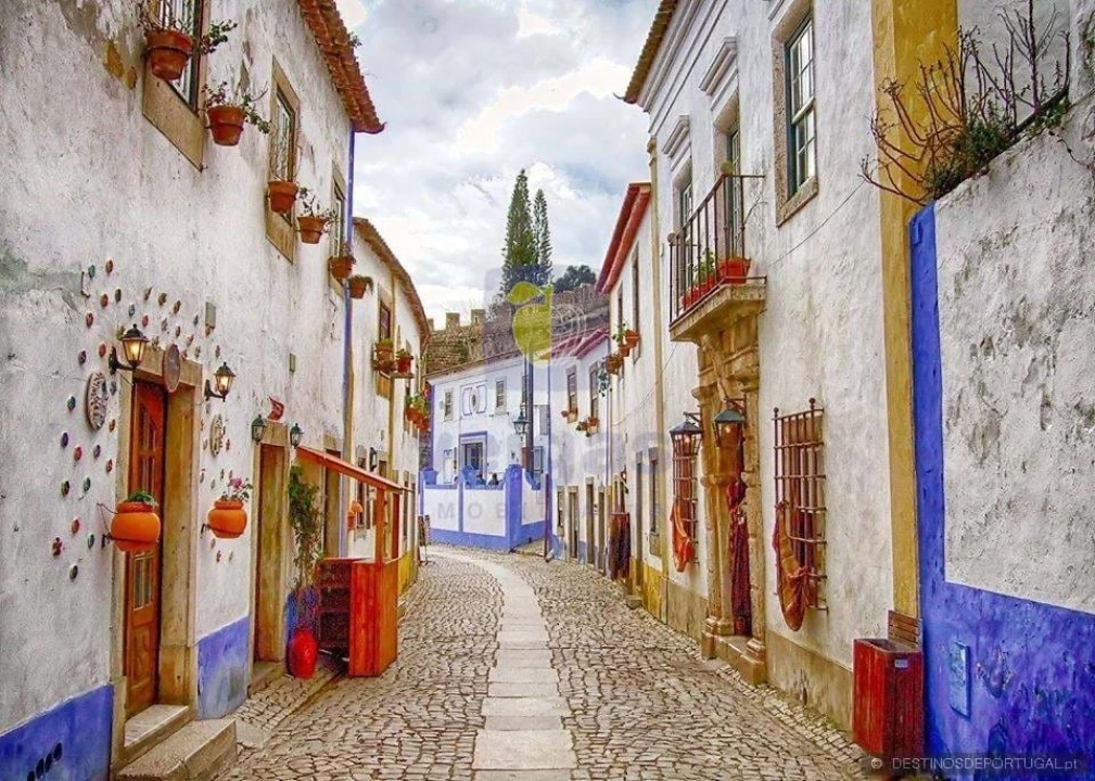 Moradia T3 para Venda em Santa Maria, São Pedro e Sobral da Lagoa Foto 11