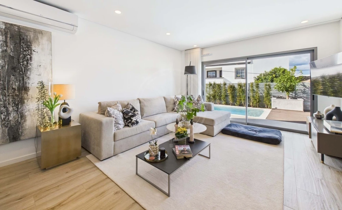 Moradia T4 para Venda em Tavira (Santa Maria e Santiago) Foto 8