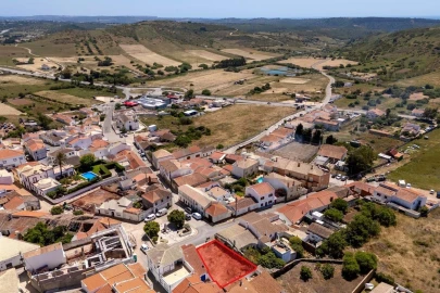 Terreno para Venda em Vila do Bispo e Raposeira