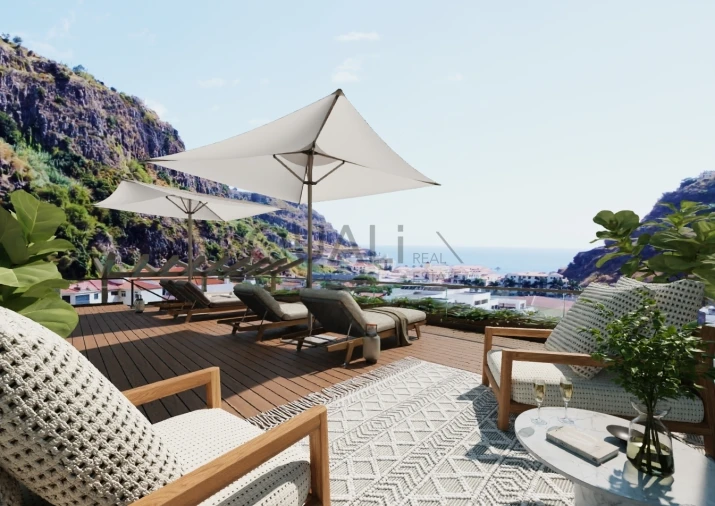 Apartamento T1 para Venda em Ribeira Brava Foto 4