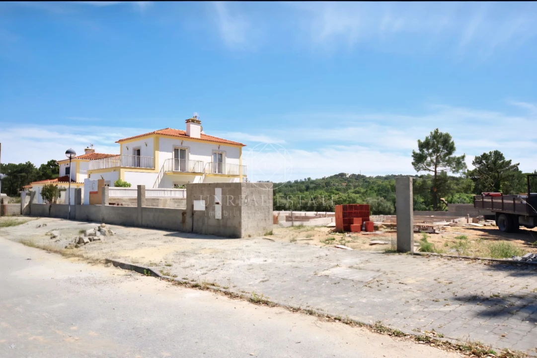 Moradia T3 para Venda em Sesimbra (Castelo) Foto 8