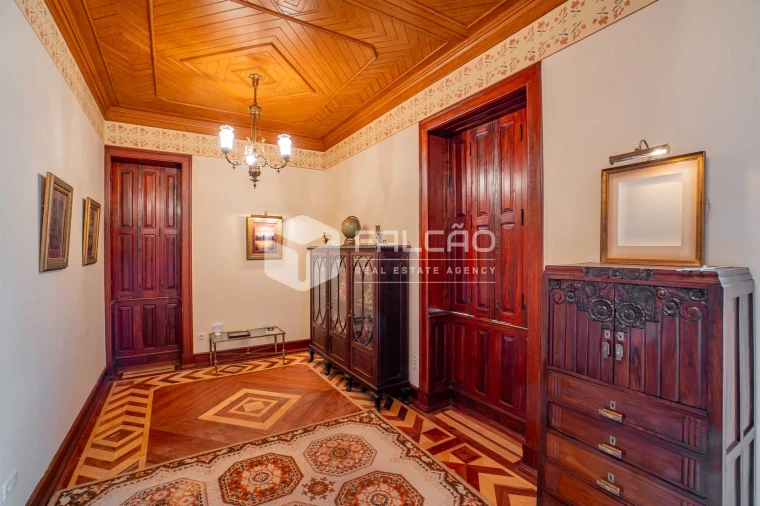 Moradia T10 para Venda em Alcanena e Vila Moreira Foto 8