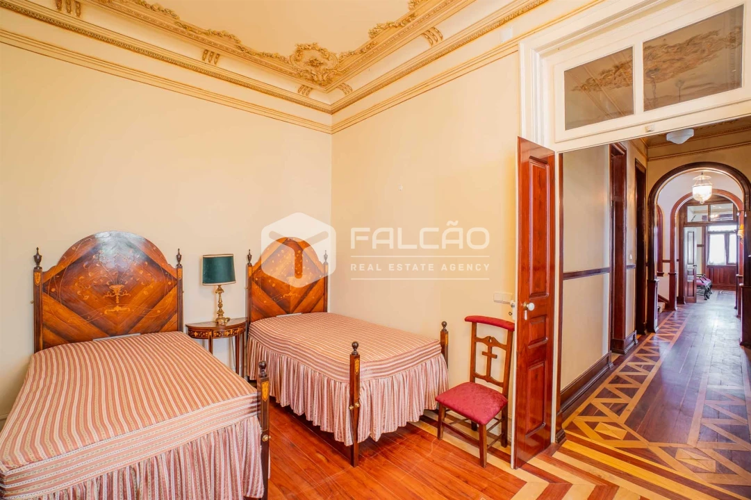 Moradia T10 para Venda em Alcanena e Vila Moreira Foto 16