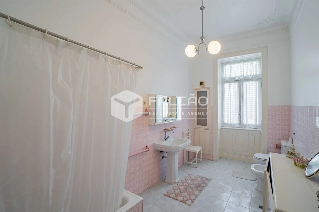 Moradia T10 para Venda em Alcanena e Vila Moreira Foto 22