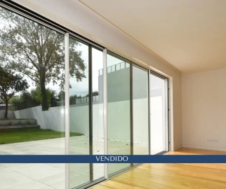 Apartamento T4 para Venda em Lordelo do Ouro e Massarelos