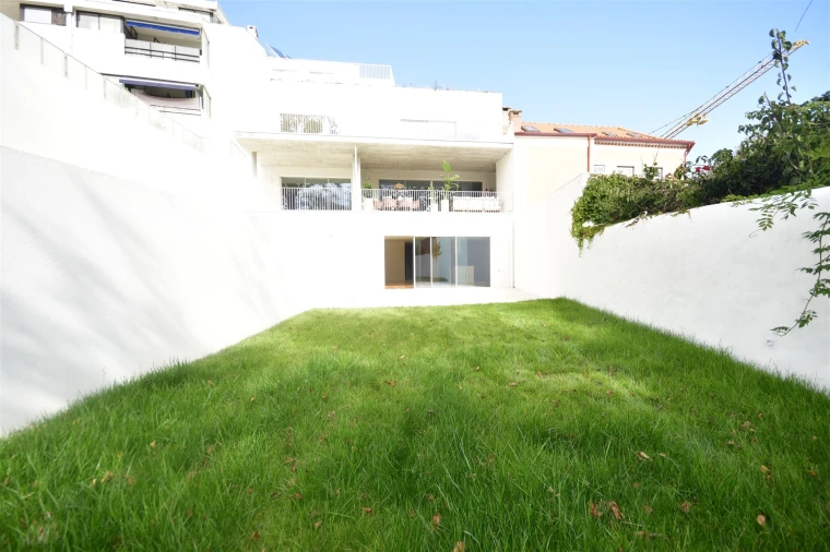 Apartamento T4 para Venda em Lordelo do Ouro e Massarelos Foto 2