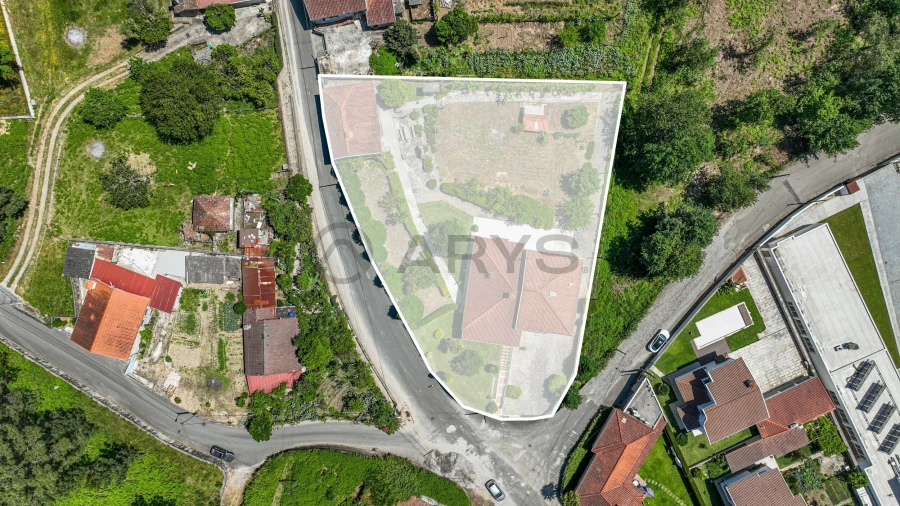 Moradia T4 para Venda em Lago Foto 3