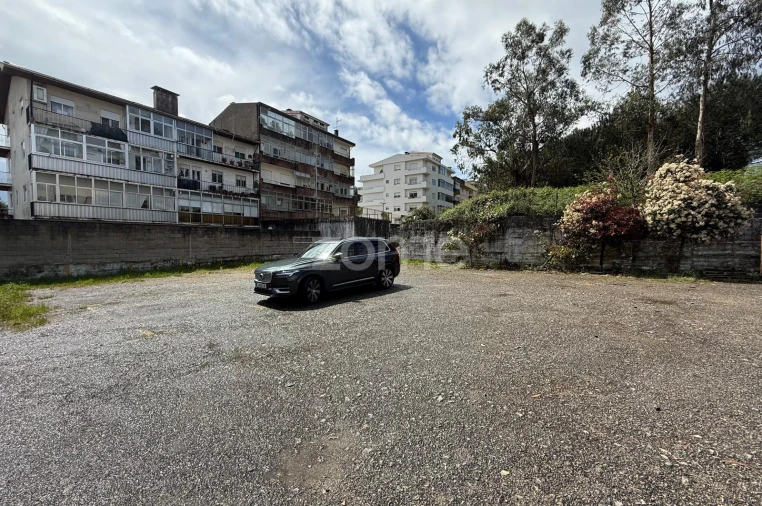 Terreno para Venda em São João da Madeira Foto 9