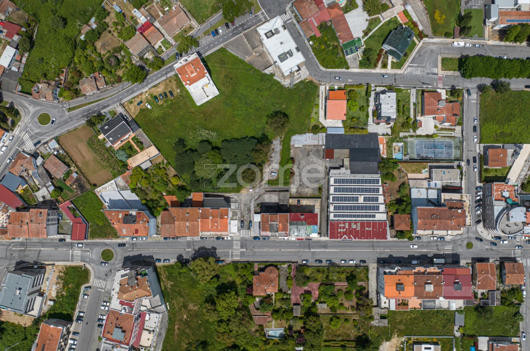 Terreno para Venda em São João da Madeira Foto 5