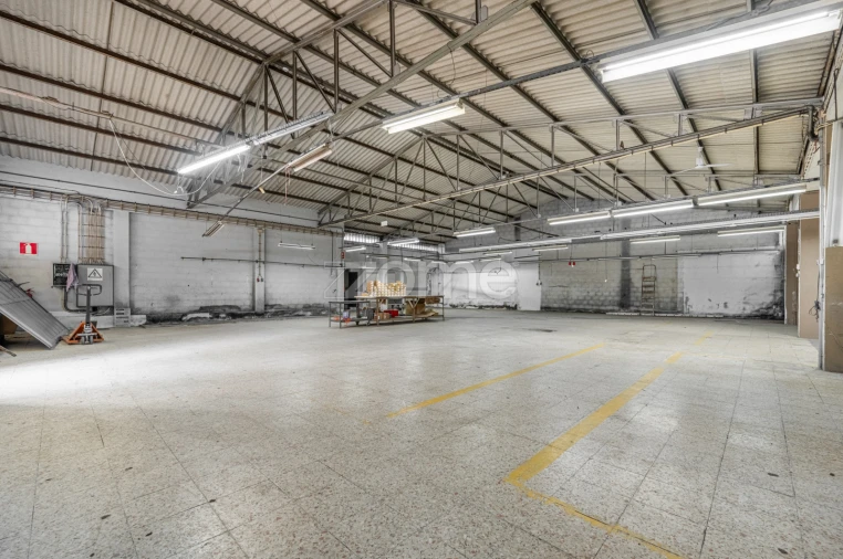 Terreno Comércio / Armazém para Venda em São João da Madeira Foto 11