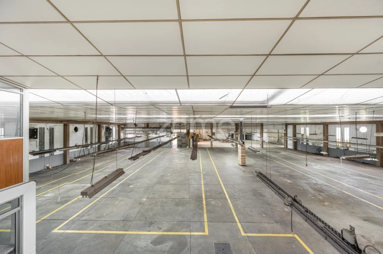 Terreno Comércio / Armazém para Venda em São João da Madeira Foto 27