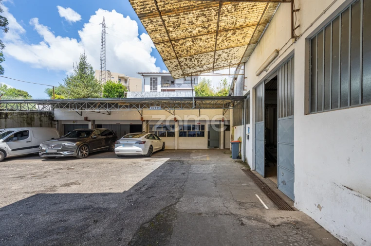 Terreno Comércio / Armazém para Venda em São João da Madeira Foto 42