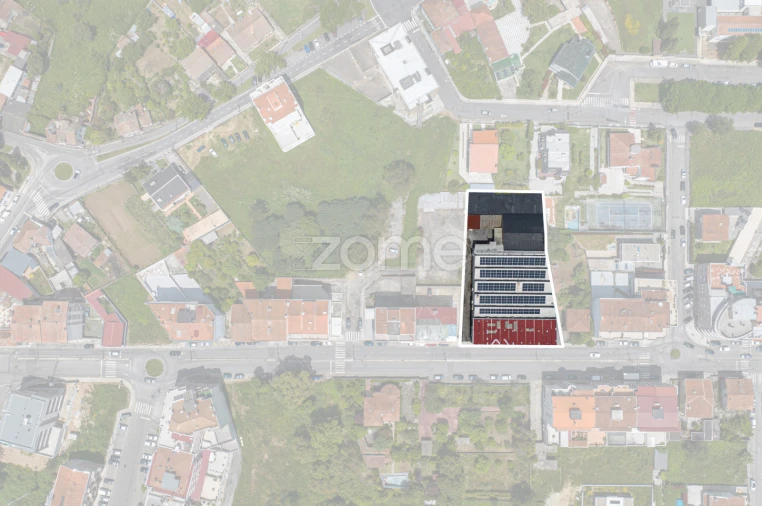 Terreno Comércio / Armazém para Venda em São João da Madeira Foto 3