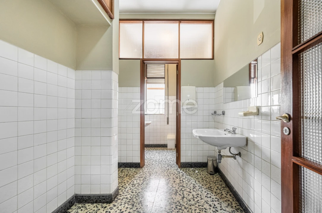 Terreno Comércio / Armazém para Venda em São João da Madeira Foto 29