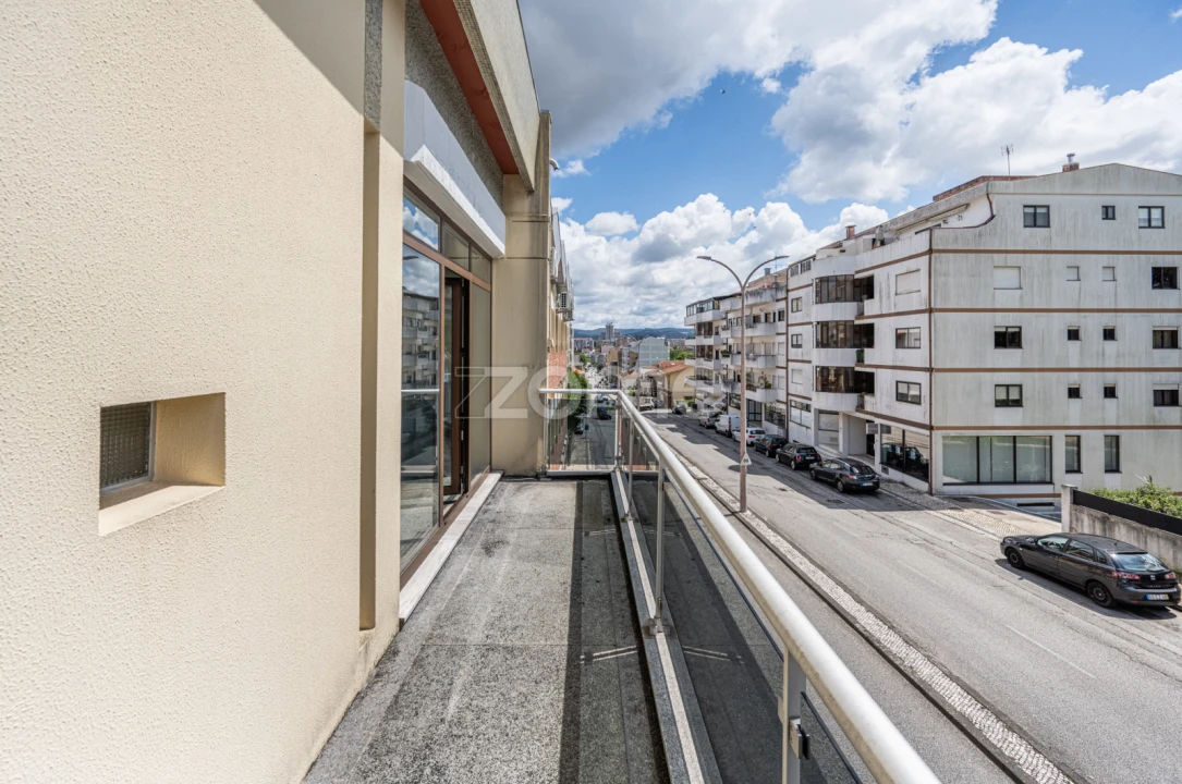 Terreno Comércio / Armazém para Venda em São João da Madeira Foto 33