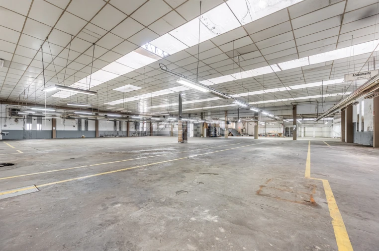 Terreno Comércio / Armazém para Venda em São João da Madeira Foto 14