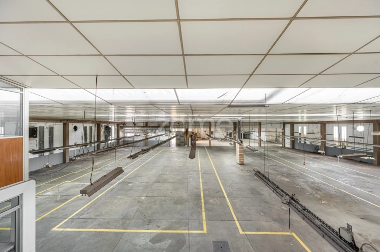 Terreno Comércio / Armazém para Venda em São João da Madeira Foto 25