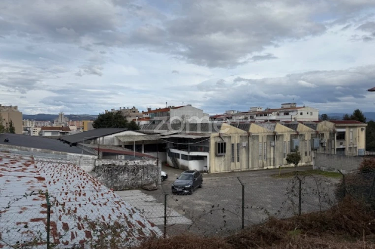 Terreno Comércio / Armazém para Venda em São João da Madeira Foto 55