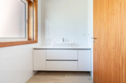 Apartamento T3 para Venda em Ovar, São João, Arada e São Vicente de Pereira Jusã