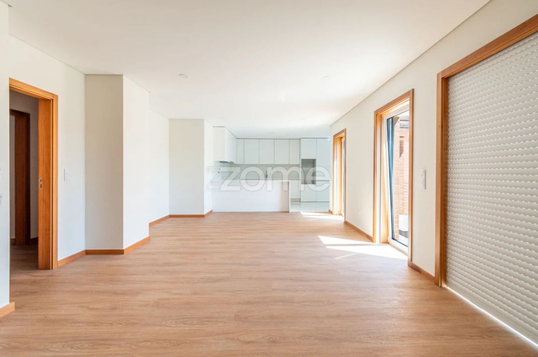 Apartamento T3 para Venda em Ovar, São João, Arada e São Vicente de Pereira Jusã Foto 2