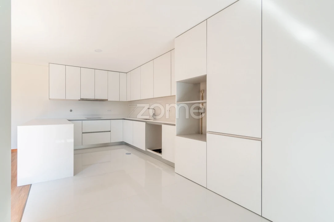 Apartamento T3 para Venda em Ovar, São João, Arada e São Vicente de Pereira Jusã Foto 3