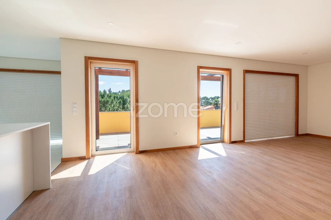 Apartamento T3 para Venda em Ovar, São João, Arada e São Vicente de Pereira Jusã Foto 7