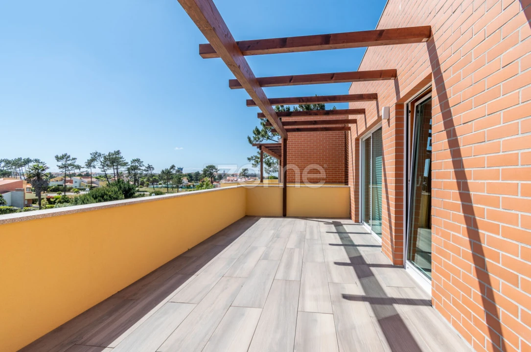 Apartamento T3 para Venda em Ovar, São João, Arada e São Vicente de Pereira Jusã Foto 1