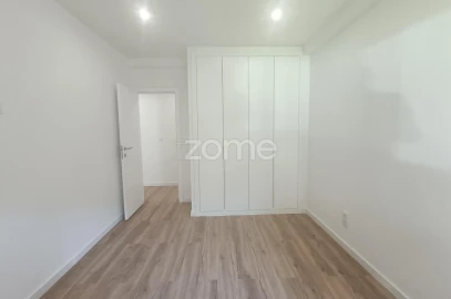 Apartamento T3 para Venda em Águas Livres