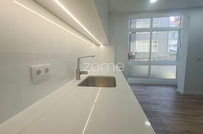 Apartamento T3 para Venda em Águas Livres