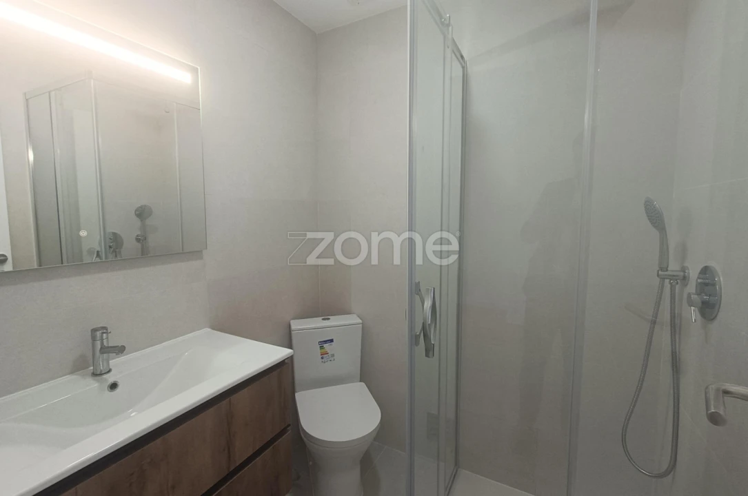 Apartamento T3 para Venda em Águas Livres Foto 19