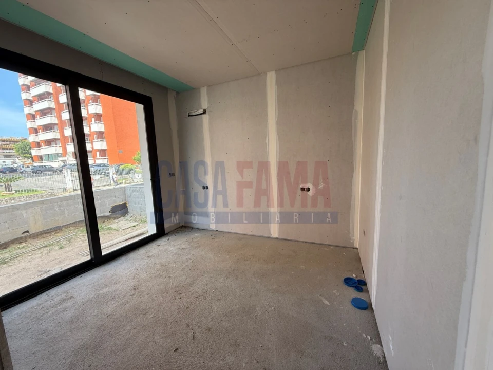 Moradia T3 para Venda em Arcozelo Foto 9