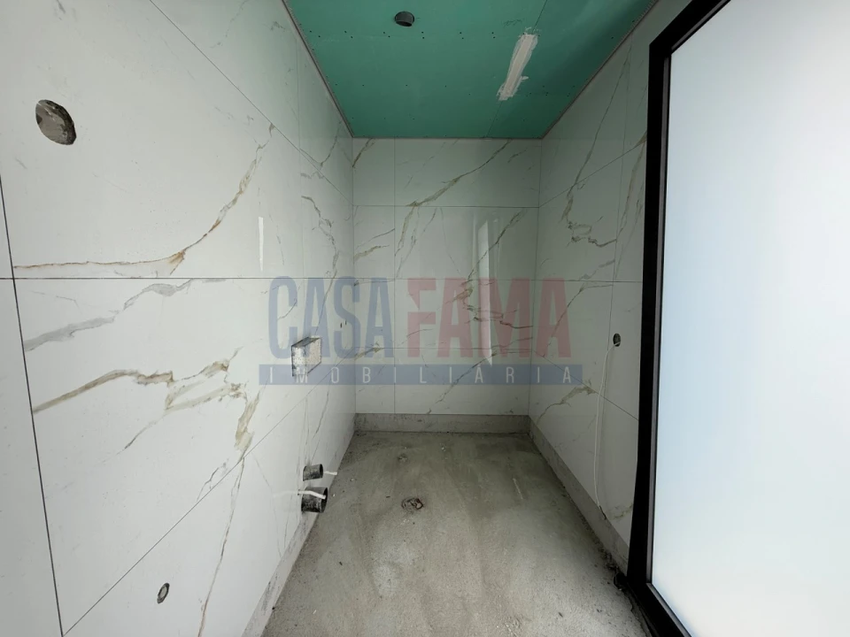 Moradia T3 para Venda em Arcozelo Foto 11