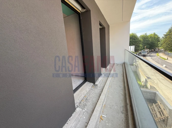 Moradia T3 para Venda em Arcozelo Foto 17