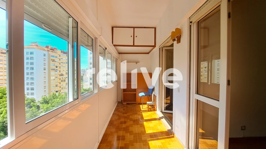 Apartamento T2 para Venda em Falagueira-Venda Nova Foto 4