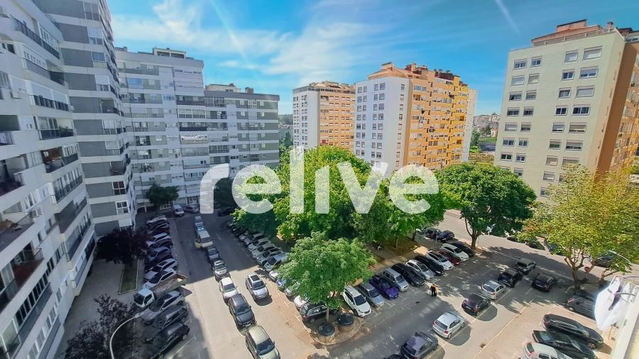 Apartamento T2 para Venda em Falagueira-Venda Nova Foto 23