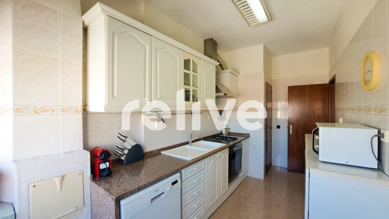 Apartamento T2 para Venda em Falagueira-Venda Nova Foto 9