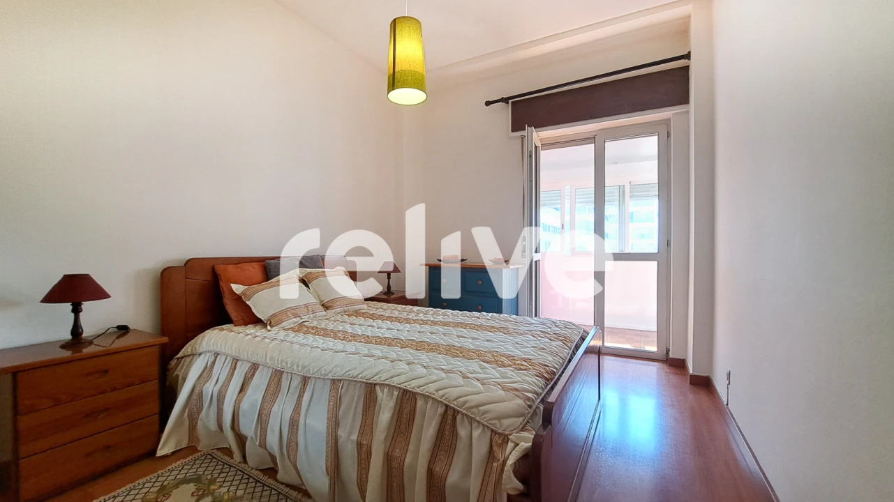 Apartamento T2 para Venda em Falagueira-Venda Nova Foto 3