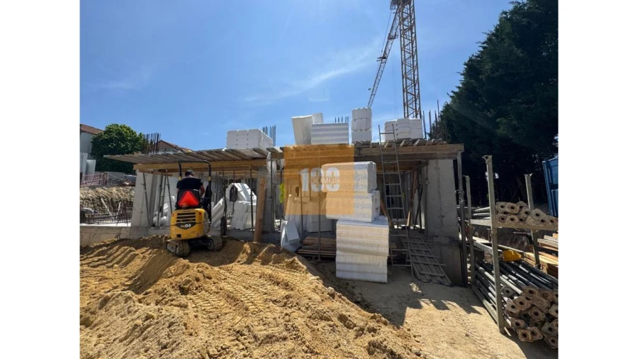 Apartamento T2 para Venda em Lordelo do Ouro e Massarelos Foto 26