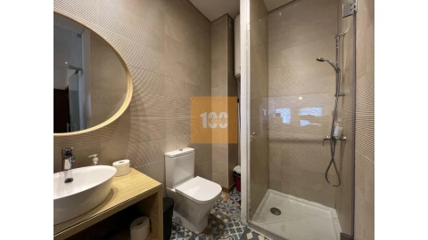 Apartamento para Venda em Cedofeita, Santo Ildefonso, Sé, Miragaia, São Nicolau e Vitória