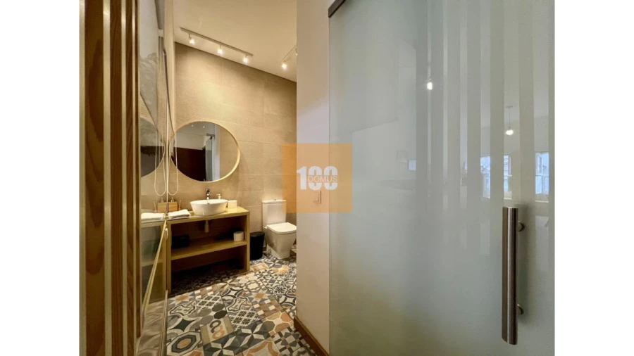 Apartamento para Venda em Cedofeita, Santo Ildefonso, Sé, Miragaia, São Nicolau e Vitória Foto 4