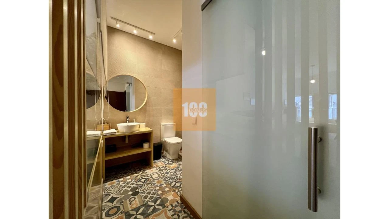 Apartamento para Venda em Cedofeita, Santo Ildefonso, Sé, Miragaia, São Nicolau e Vitória Foto 4