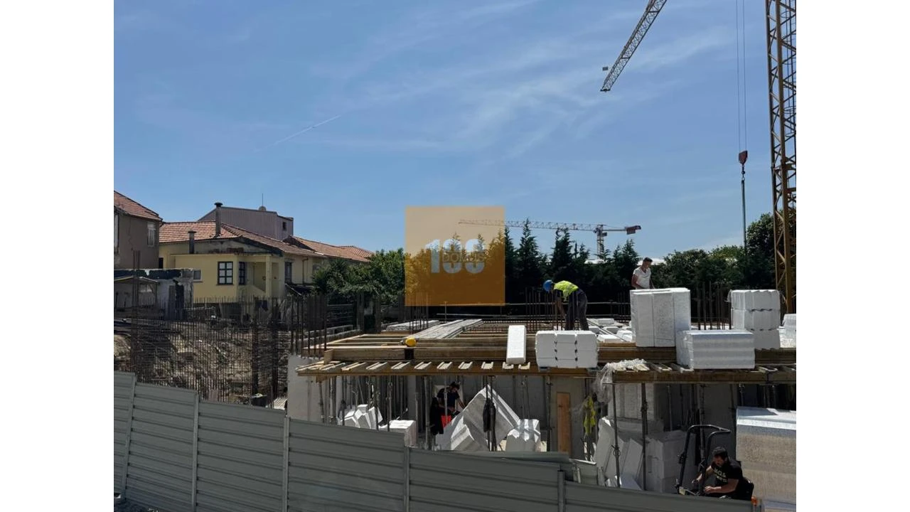 Apartamento T3 para Venda em Lordelo do Ouro e Massarelos Foto 22