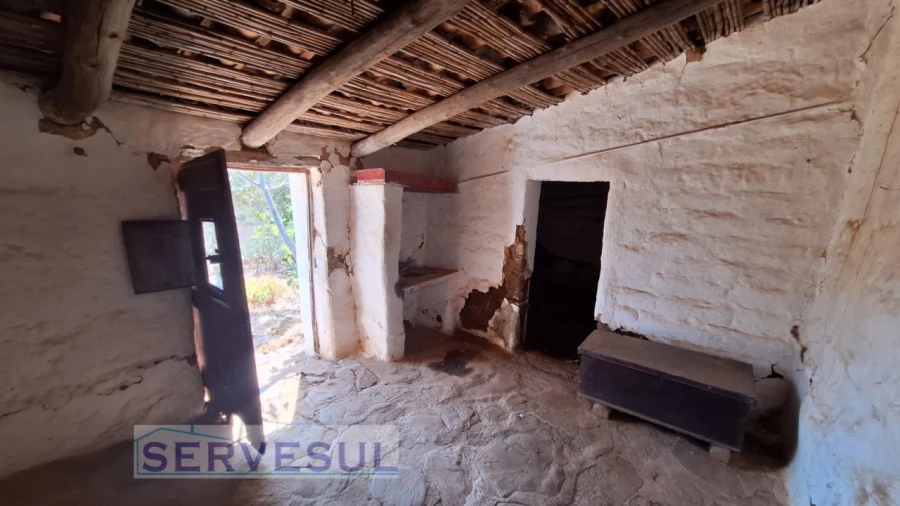 Moradia T2 para Venda em São Marcos da Serra Foto 22