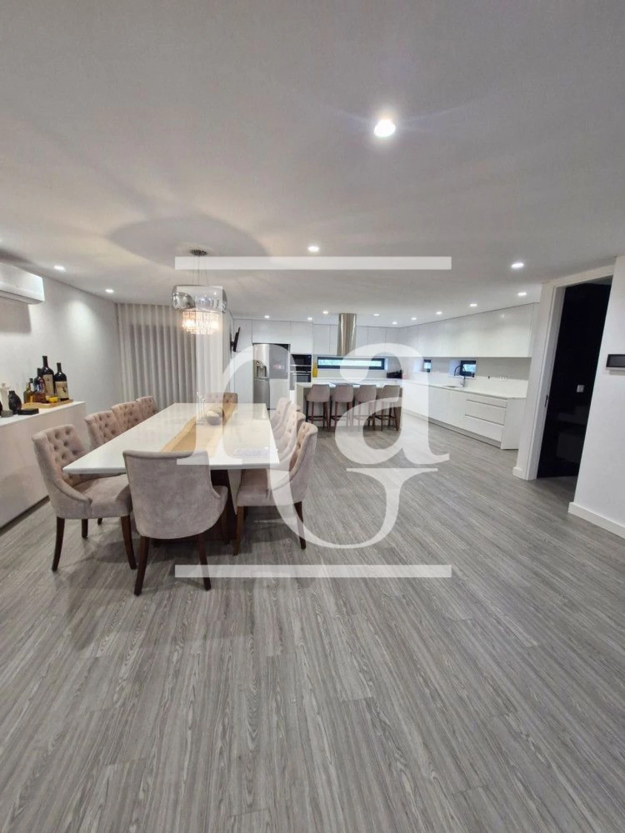 Moradia T5 para Venda em Campanhã Foto 4